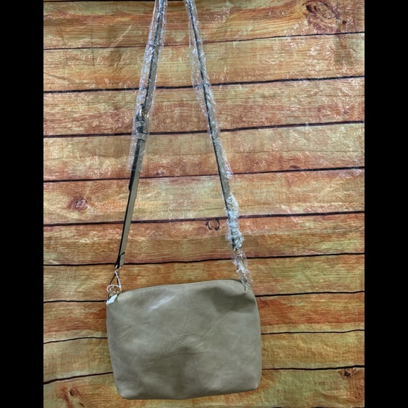 alyssa shoulder bags
